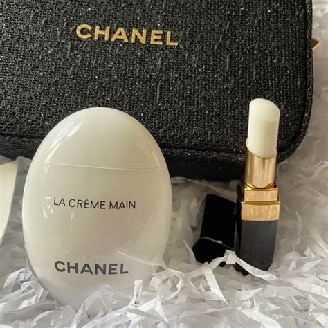 chanel holiday protection basics moisture must-haves hand & lip set|Chanel skin care gifts.